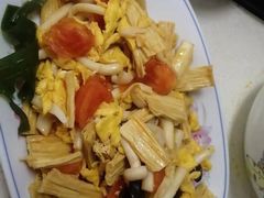 -爱的果实月嫂育婴师(世纪东方店)