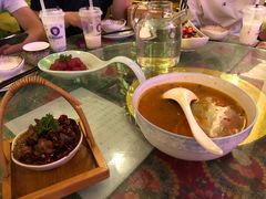 -蘑菇私房菜小馆(杨家坪西城天街店)