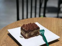 -星巴克臻选(郑州国贸360广场店)