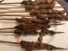 现烤牛羊肉串-伯豪瑞廷酒店-天伦阁西餐厅