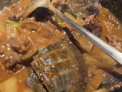 -张大师鸭爪爪特色干锅(南湖店)