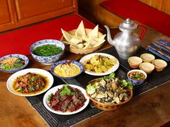 -三锅莊·牦牛肉火锅·香格里拉特色藏餐宴请餐厅(菱角塘路店)