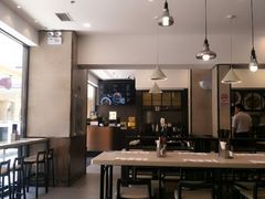 大堂-康师傅私房牛肉面(马泉营奥莱店)