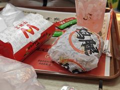 -华莱士炸鸡汉堡(重庆邮电大学店)