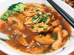 老卤肥肠面-囿面传统制面馆(中央路店)
