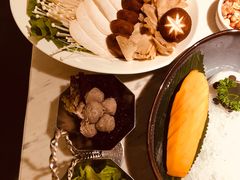 -左庭右院鲜牛肉火锅(浦江欢乐颂店)