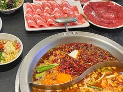 -沸炉重庆老火锅(军事博物馆店)