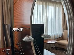 -上海花园饭店