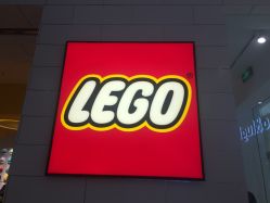 -乐高授权专卖店(朝阳大悦城店)