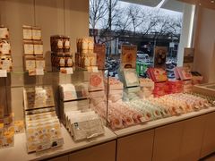 零售区-好利来(健德门店)