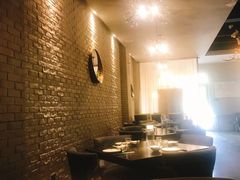 大堂-梧桐树下(云锦世家店)