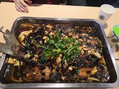 -拿渡麻辣香锅(世茂广场·工三店)