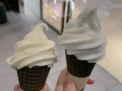 椰椰冰淇淋-喜茶(杭州滨江宝龙店)