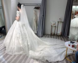 -Lady  Jane高端婚纱礼服馆