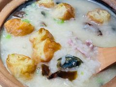 招牌皮蛋瘦肉粥-绿色吴家粥铺(河西天街店)