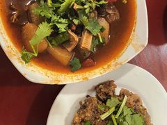 萝卜烧牛杂-百年粉蒸牛肉