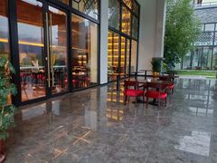 露天位-林芝工布庄园希尔顿酒店-猎味中餐厅