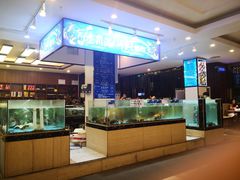 -陆川港酒楼(亭洪店)
