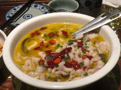 无坛无刺酸菜鱼-缪氏川菜(深圳北站缤果空间店)
