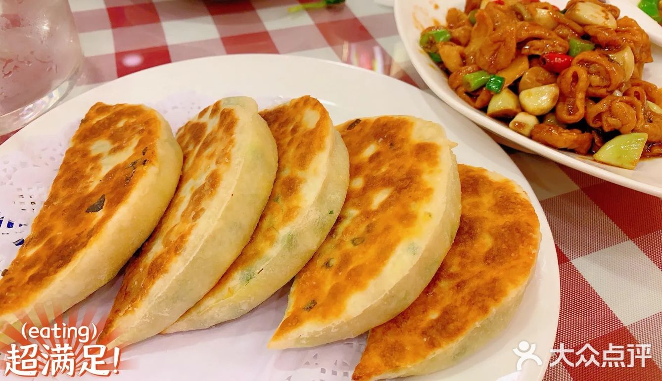 ❣️大声安利‼️最好吃的焦溜丸子和芝麻酱糖饼[爱吃]