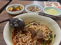 -李先生牛肉面大王(北京站售票厅餐厅)