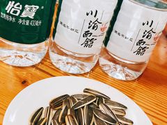 矿泉水-余丞记川渝面馆(云峰店)
