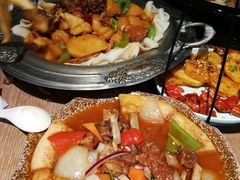 -大巴扎的姑娘(荣盛时代广场店)