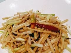 -高第街56号餐厅(美莲广场店)