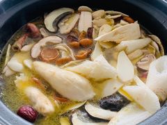 -野菌皇海景野生菌火锅(滨海大道店)