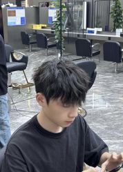 -尤司男士国潮理发馆
