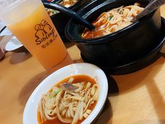番茄砂锅土豆粉-姐弟俩土豆粉(同城街华联店)