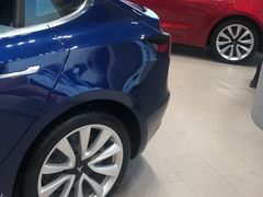 -TESLA 特斯拉(上海太古汇体验店)