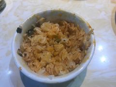 -魏铭鱼头捞饭(晋阳路店)