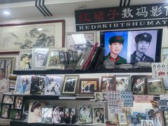 -红裙子照相馆(曹安路轻纺市场店)