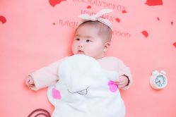 -熊猫叔叔高端儿童摄影(清江商场店)