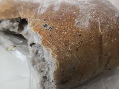 黑米芋泥软欧包-多乐之日(五道口店)