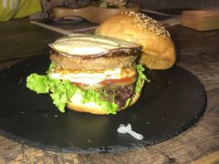 -HIGH FIVE哈福手工汉堡(桂林路店)