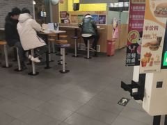 -麦当劳(欢乐谷店)