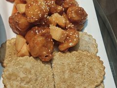 -鲁南仔·滕州炒鸡(经三路店)