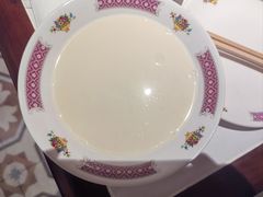 -炆艺乳鸽·煲仔饭大排档(望京来广营店)