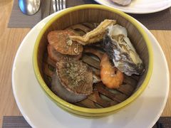 -齐河孔雀王温泉酒店·金孔雀自助百汇