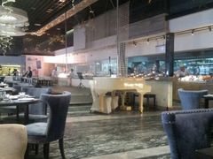 android_upload_pic-小天鹅戴斯酒店鲸鲨百汇创作料理