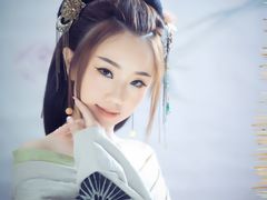 -九月鹰飞汉服摄影工作室