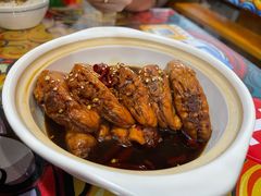 老巴子招牌鸡脖饭-蘑菇圈·云南野生菌菇炒饭·巷口食堂(悦荟店)