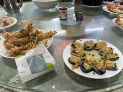 -四川小胡子海鲜(丁村万人海鲜广场店)