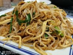 -八两八金·莱芜特色炒鸡(市南漳浦路店)