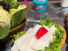 -慢丽江·云南野生菌土鸡锅(西山店)