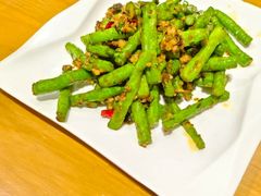 -乐忻皇朝(上海中心大厦店)