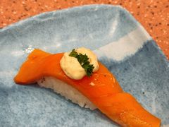 烟熏三文鱼寿司-元气寿司(环球港店)