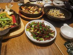 -云海肴·汽锅鸡·云南菜(天山百盛优客店)